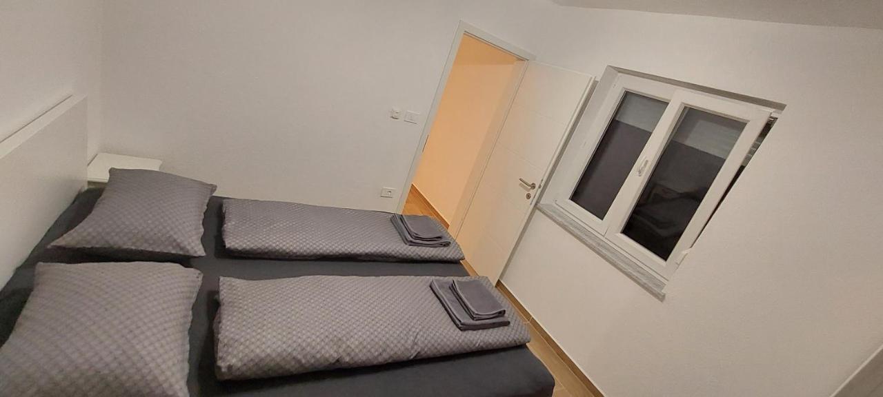 Stara Malija Apartment Izola Exterior foto
